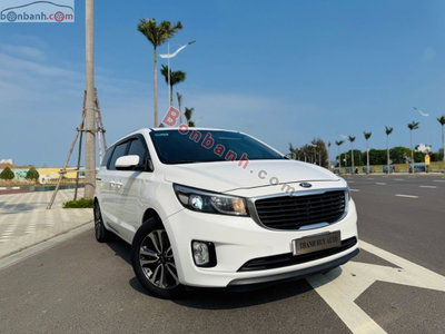 Xe Kia Sedona 2.2L DAT 2017