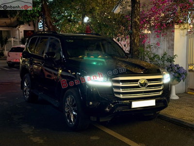 Xe Toyota Land Cruiser 3.5 V6 2024