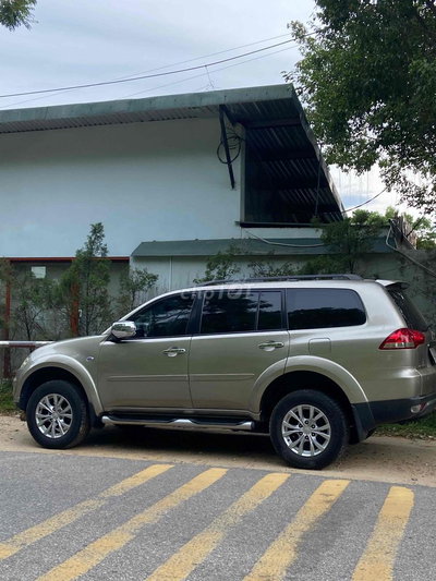 Mitsubishi Pajero Sport 2015 G 4x2 AT - 124000 km