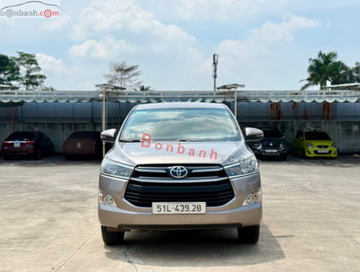 Xe Toyota Innova 2.0E 2018