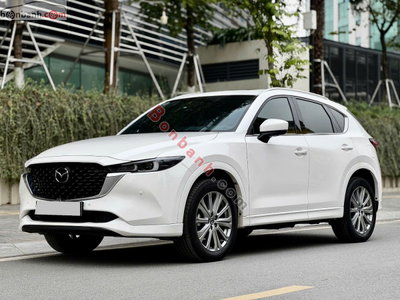Xe Mazda CX5 Signature Exclusive 2.5 AT 2024