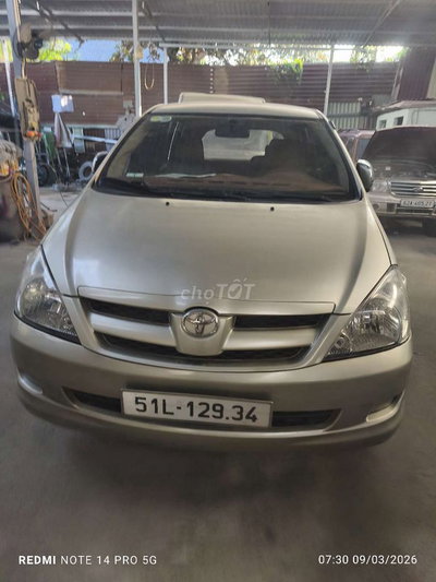 Toyota Innova 2008 Vàng cát