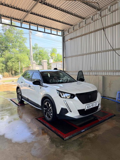 Peugeot 2008 2021 GT Line Trắng