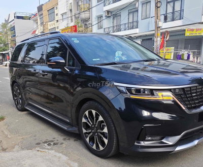 Kia Carnival 2022 Signature Đen