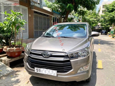 Xe Toyota Innova 2.0E 2019