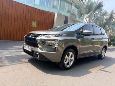 Mitsubishi Xpander 1.5 số tự động 7 chỗ nhập 2023