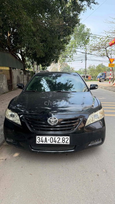 Toyota Camry 2.4 AT Đen