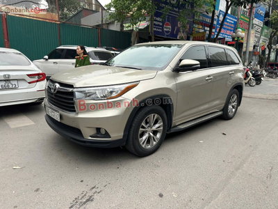 Xe Toyota Highlander LE 3.5 AWD 2014