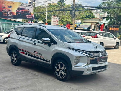 Mitsubishi Xpander Cross 2021 - Trắng - 25.400 km