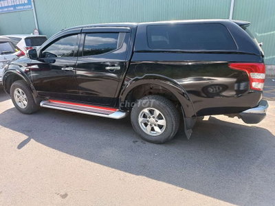 Mitsubishi Triton 2017 Đen 100.000 Km