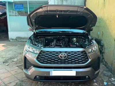 Toyota Innova G 2024 Đồng 11.000 km