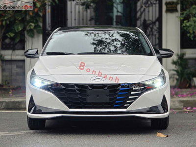 Xe Hyundai Elantra 1.6 AT Tiêu chuẩn 2023