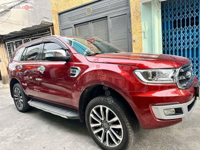 Xe Ford Everest Titanium 2.0L 4x2 AT 2020