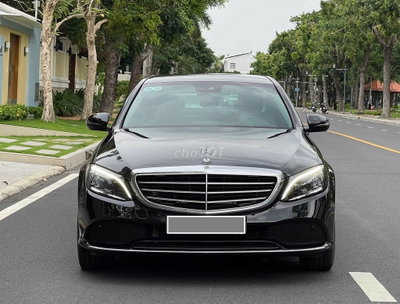 Mercedes C200 Exclusive 2021 màu đen