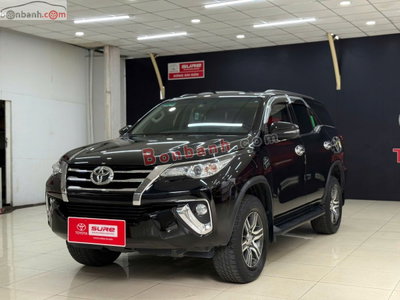 Xe Toyota Fortuner 2.4G 4x2 AT 2018