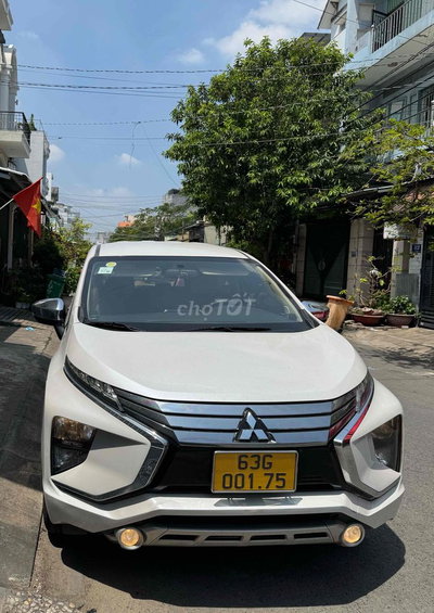 Gấp Mitsubishi Xpander 2019 AT Trắng