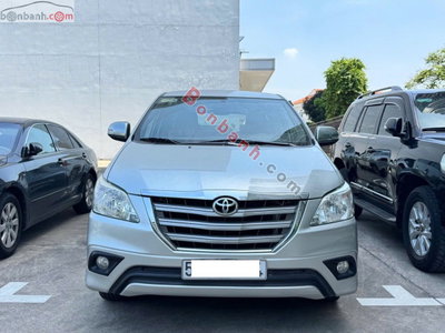 Xe Toyota Innova 2.0G 2015