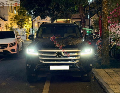 Xe Toyota Land Cruiser 3.5 V6 2024