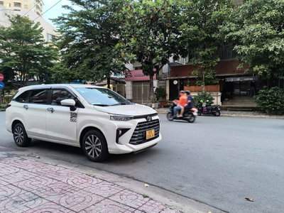 Toyota Avanza Premium 2023 Trắng