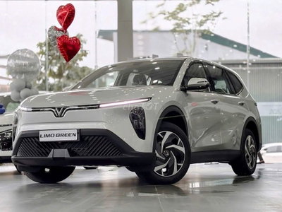 Xe điện VinFast Limo Green Trắng