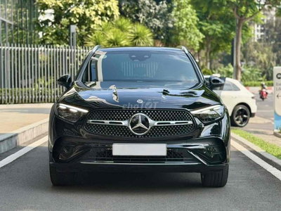 Mercedes GLC300 4Matic V1 2024 Lướt 9.000 km
