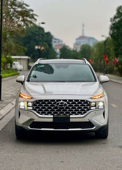 Hyundai Santafe 2022 2.2D Premium