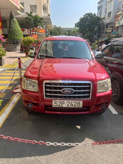 Ford Everest 2008 màu Đỏ