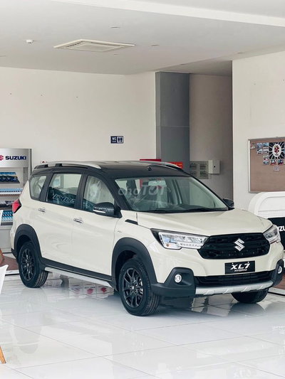 Suzuki XL7 2025 Trắng