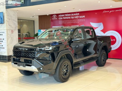 Xe Toyota Hilux Pro 2.8L 4x2 AT 2026