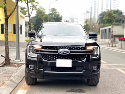 Ford Ranger XLS 2024 6 vạn km Đen
