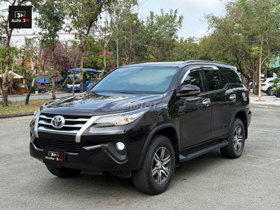 Toyota Fortuner 2020 Dầu MT 98000 km