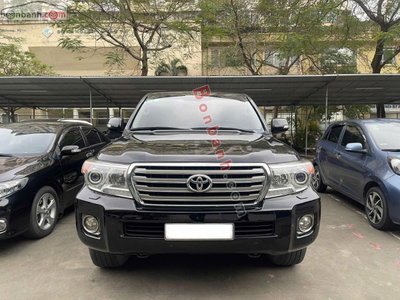 Xe Toyota Land Cruiser VX 4.6 V8 2011