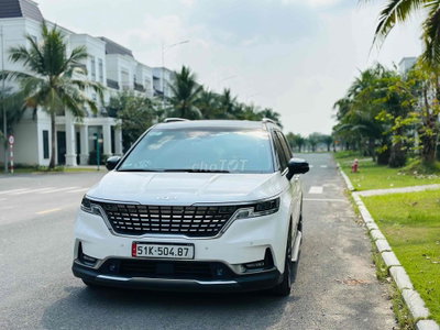 Kia Carnival 2022 Signature 2.2D - 32000 km