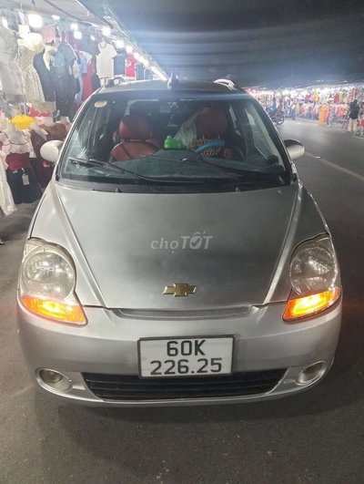 Chevrolet Spark Bạc