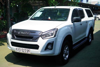 Isuzu D-Max 2019 Số sàn Trắng
