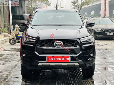Xe Toyota Hilux 2.4L 4x2 AT 2024