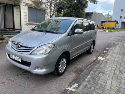 Toyota Innova 2009 G Bạc