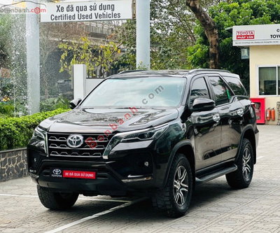 Xe Toyota Fortuner 2.4G 4x2 AT 2021