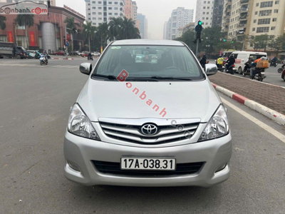 Xe Toyota Innova G 2011