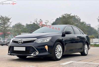 Xe Toyota Camry 2.0E 2018