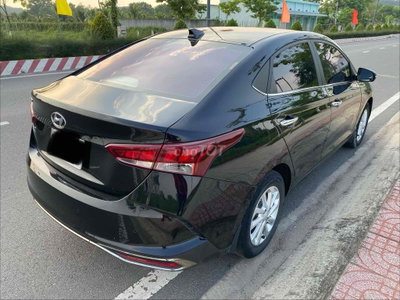 Hyundai Accent 2021 Đen Số sàn