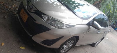 Toyota Vios 2019 Vàng cát
