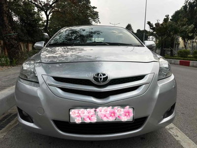 Toyota Vios Bạc