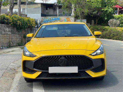 MG MG5 Lux 2022 35.000 km Vàng