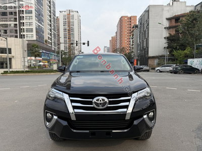 Xe Toyota Fortuner 2.8V 4x4 AT 2019