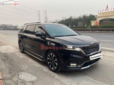 Xe Kia Carnival Signature 2.2D 2022