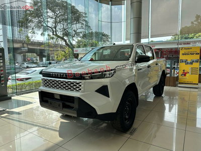 Xe Toyota Hilux Standard 2.8L 4x2 MT 2026