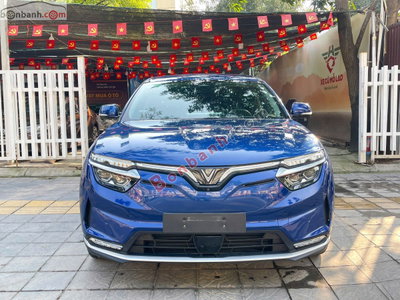 Xe VinFast VF8 Eco AWD 2023