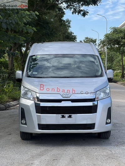 Xe Toyota Hiace 2.8 MT 2021