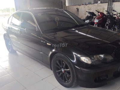 BMW 318i Đen Số tự động